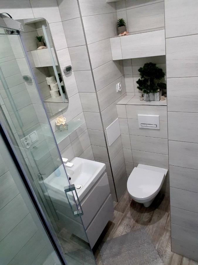 Apartament Wagabunda Wałbrzych Exteriör bild